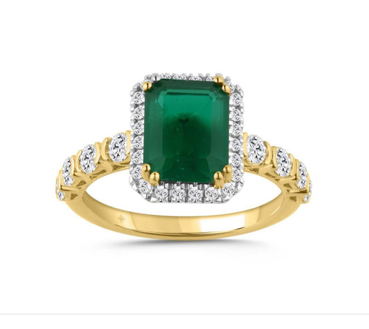 K YELLOW GOLD 3 1/4CT ROUND/EMERALD DIAMOND LADIES RING (CENTER STONE GREEN EMERALD DIAMOND 2 1/2CT NATURAL)