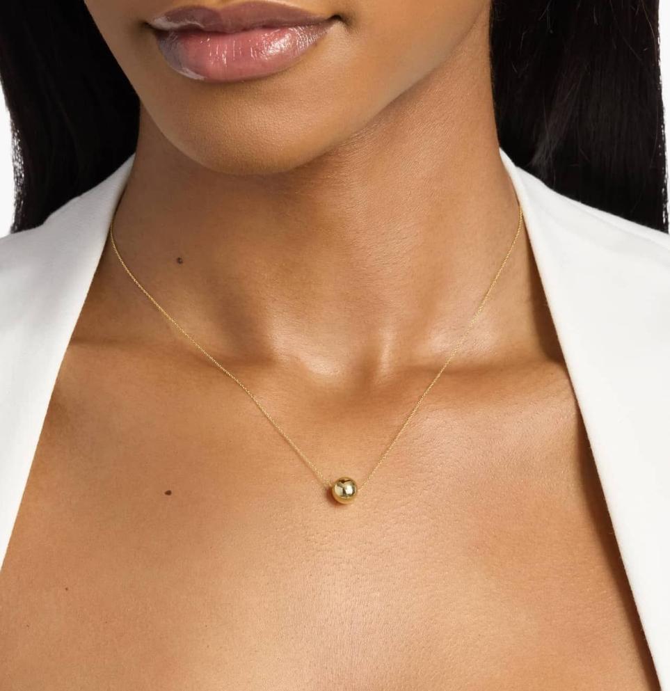 " Ball Pendant In 14k Yellow Gold (0.8 Mm) with chain